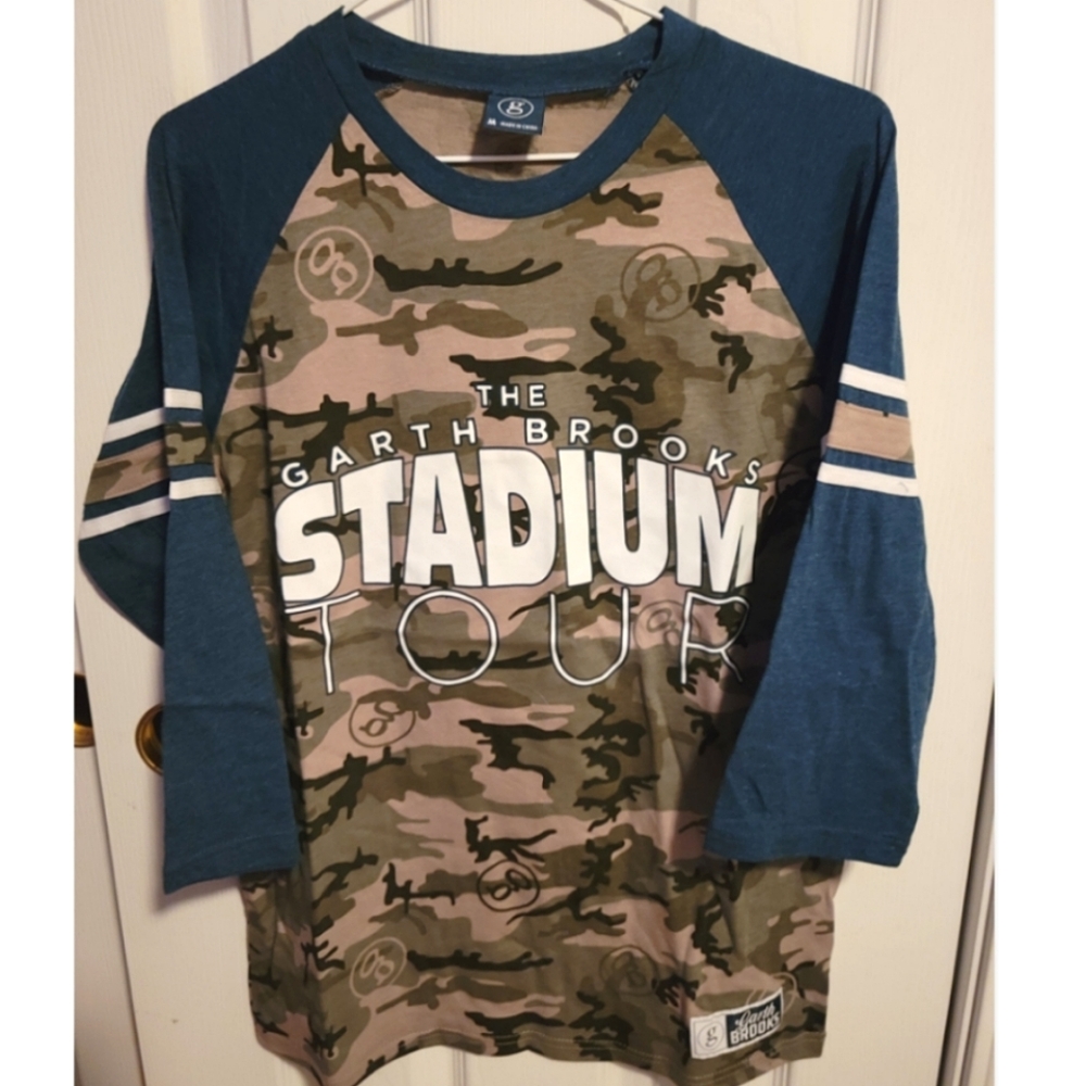 NWOT Garth Brooks Concert Tour Camo Baseball 3/4 Sleeve Tee